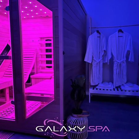 Galaxy Spa - Suite Venus Jacuzzi Et Sauna Privatif Champigneulles Esterno foto