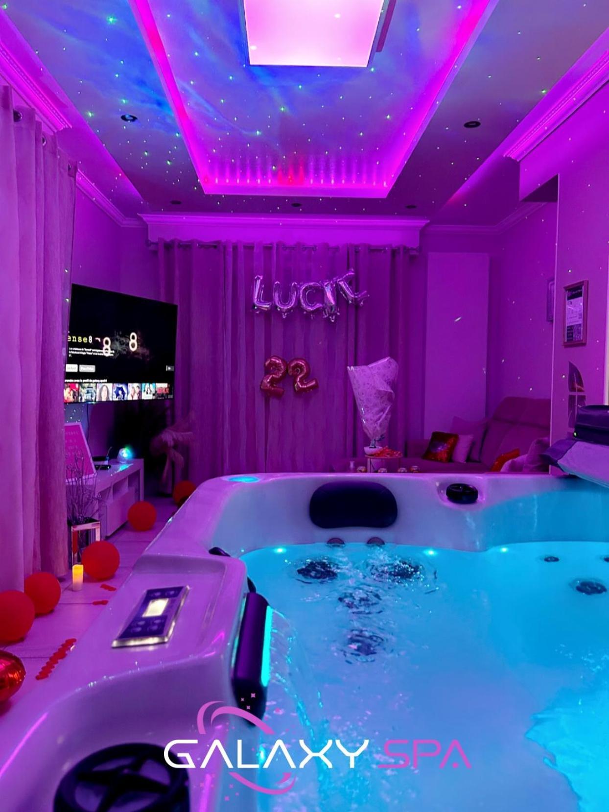 Galaxy Spa - Suite Venus Jacuzzi Et Sauna Privatif Champigneulles Esterno foto