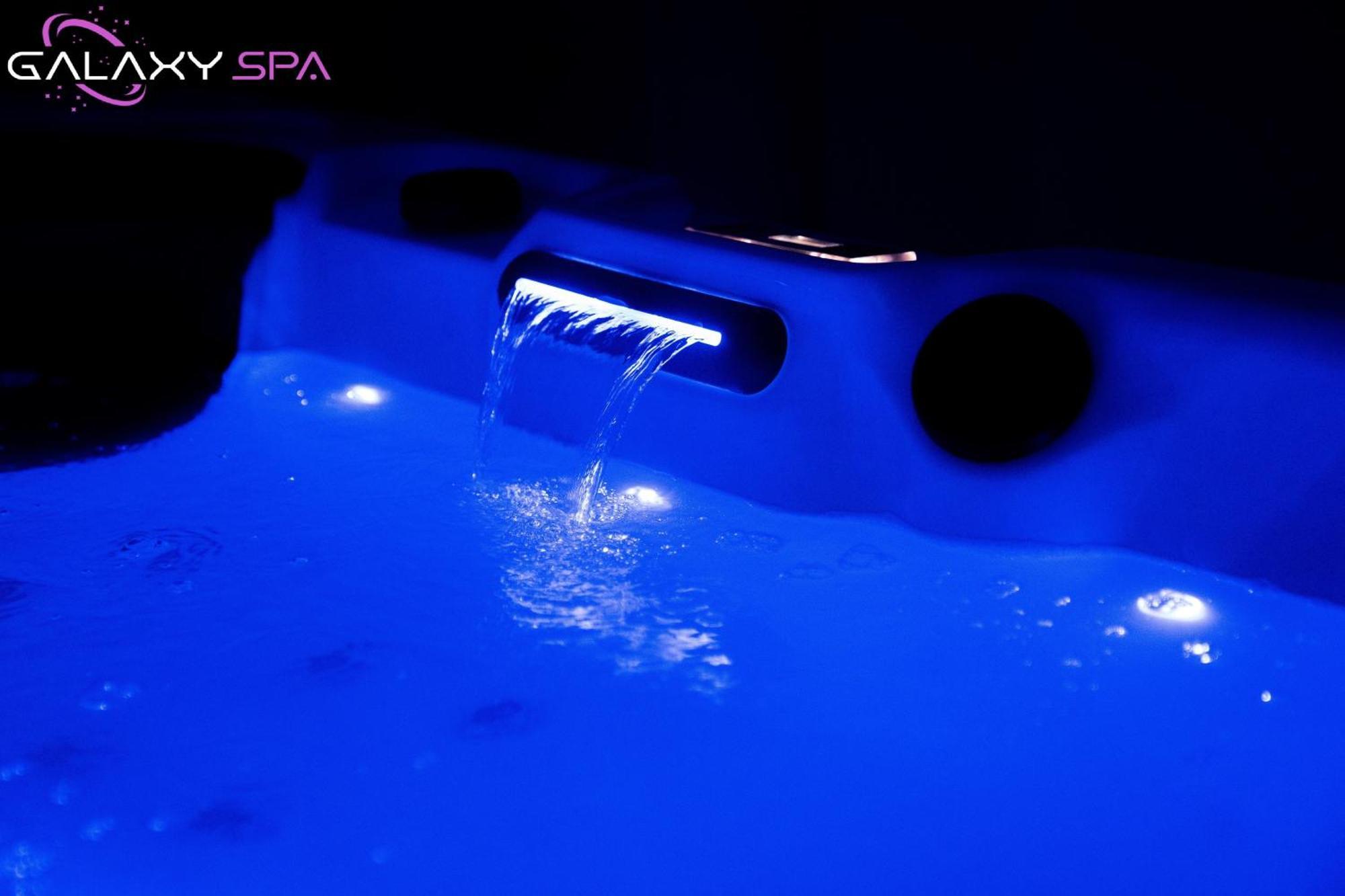 Galaxy Spa - Suite Venus Jacuzzi Et Sauna Privatif Champigneulles Esterno foto
