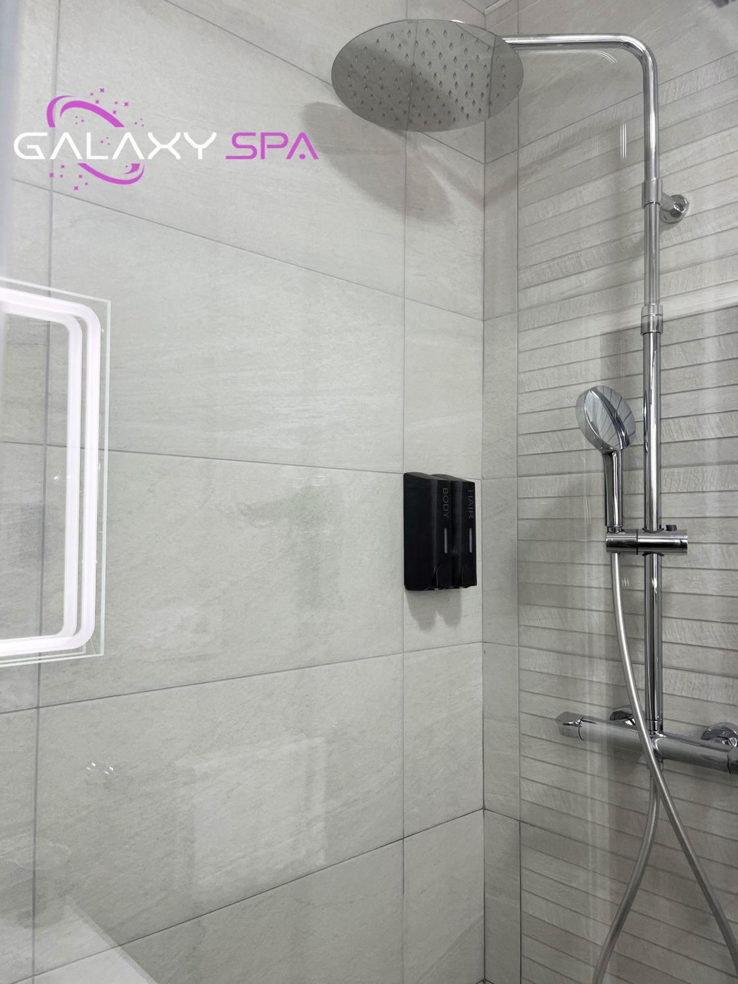 Galaxy Spa - Suite Venus Jacuzzi Et Sauna Privatif Champigneulles Esterno foto