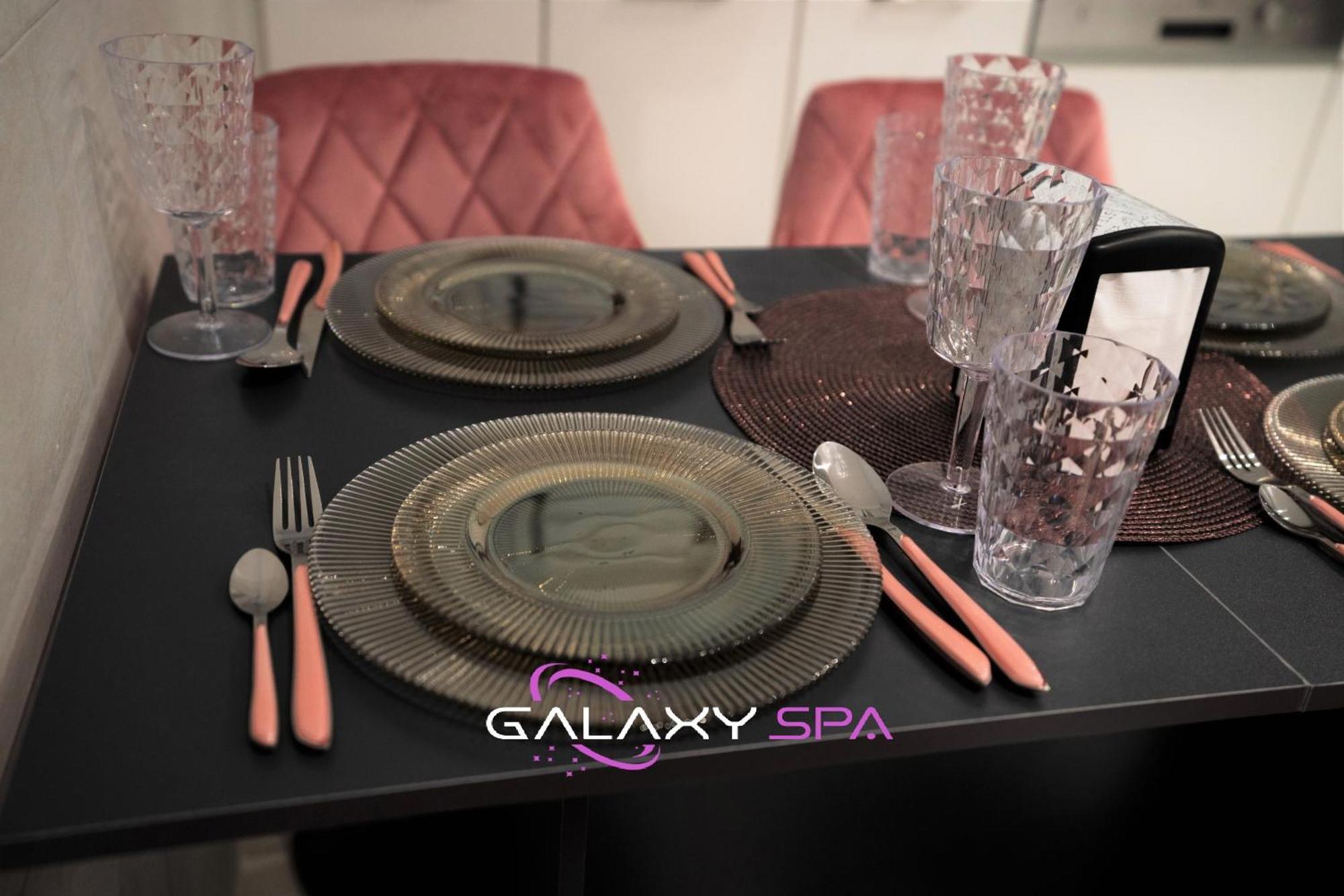 Galaxy Spa - Suite Venus Jacuzzi Et Sauna Privatif Champigneulles Esterno foto