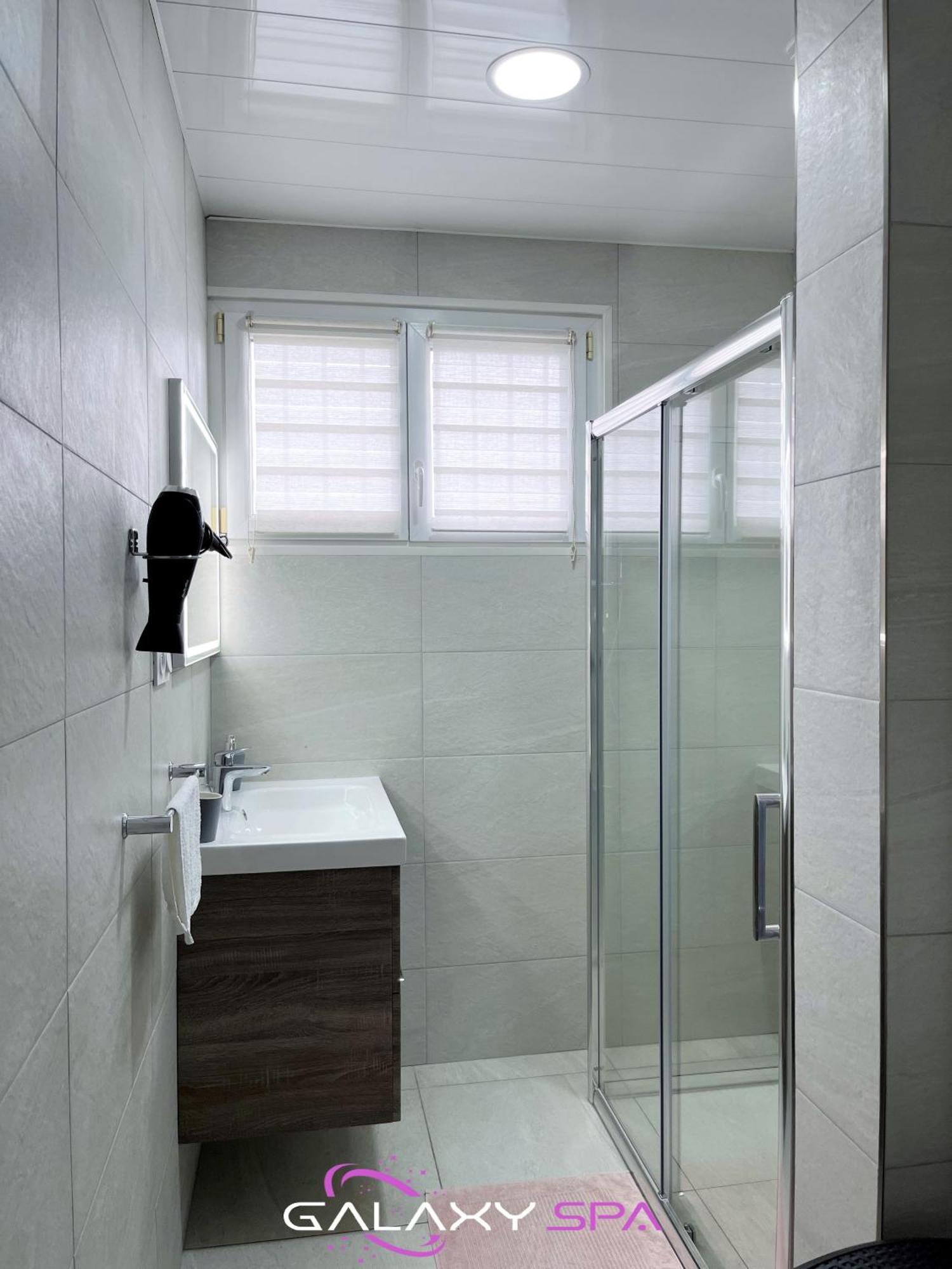 Galaxy Spa - Suite Venus Jacuzzi Et Sauna Privatif Champigneulles Esterno foto